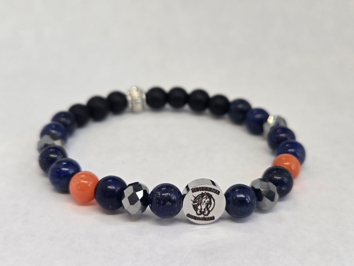 Bracelet S is equipped with the Cavalieres