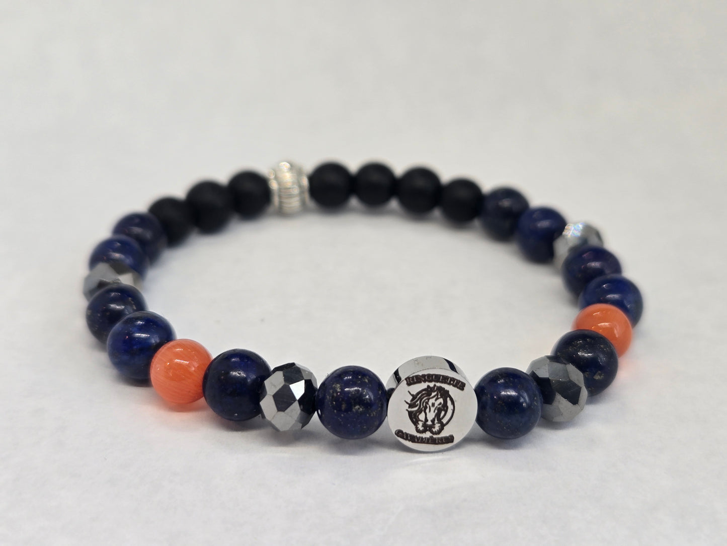 Bracelet S is equipped with the Cavalieres