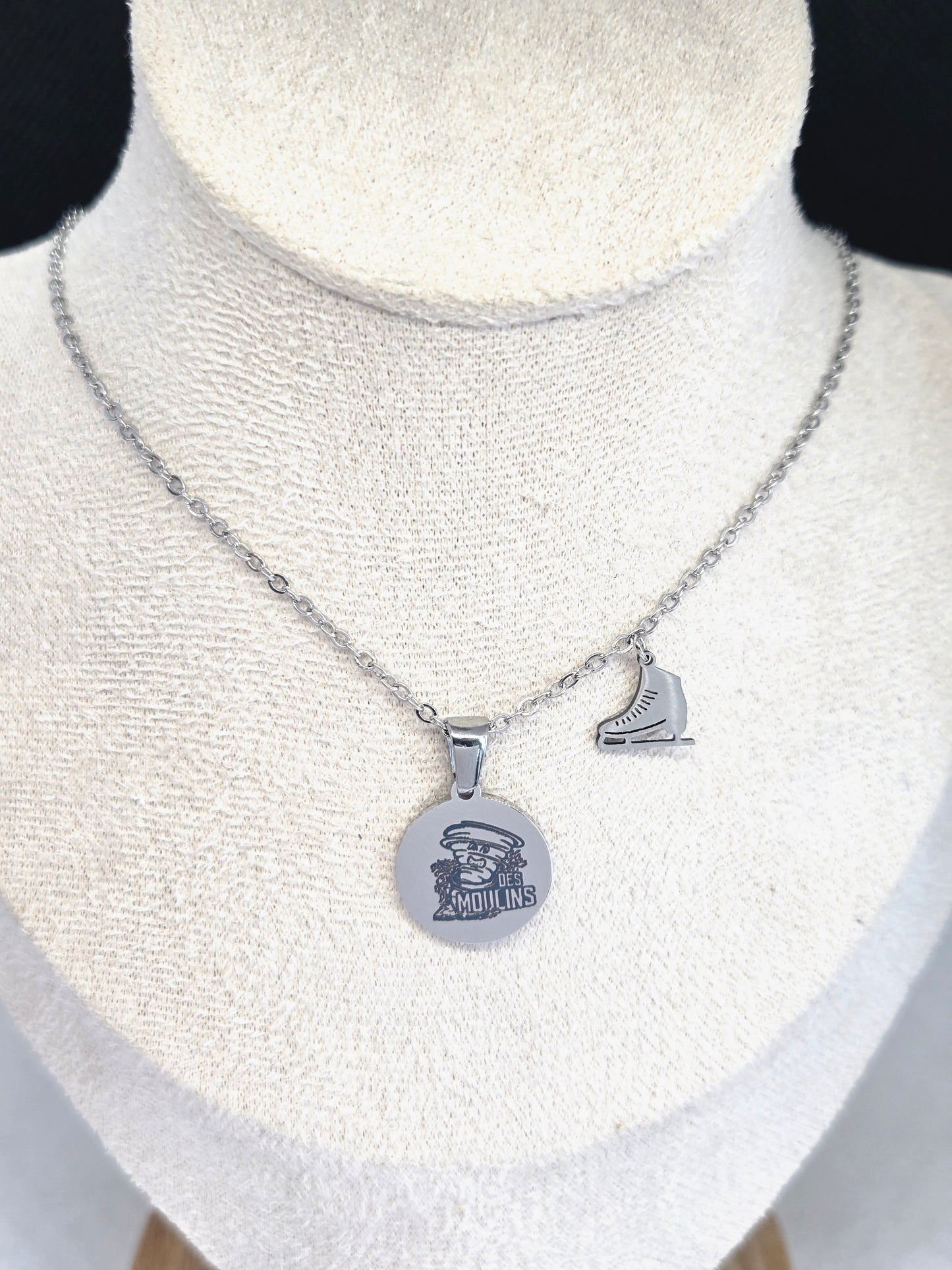 Team necklace Des moulins