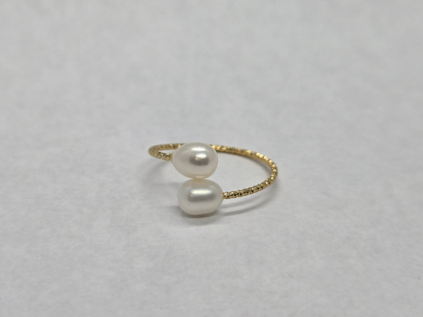 Freshwater pearl ring