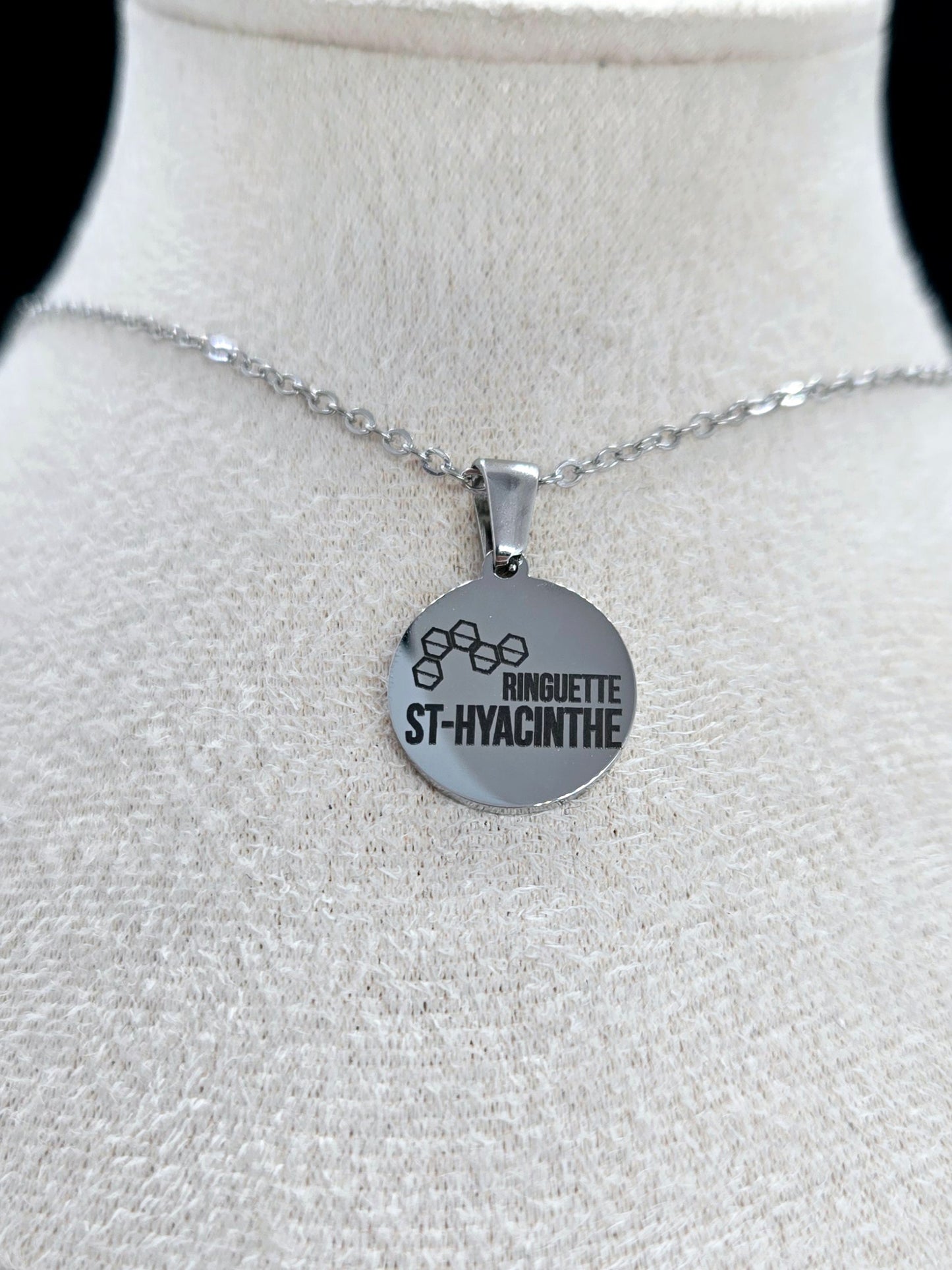 Saint-Hyacinthe team necklace