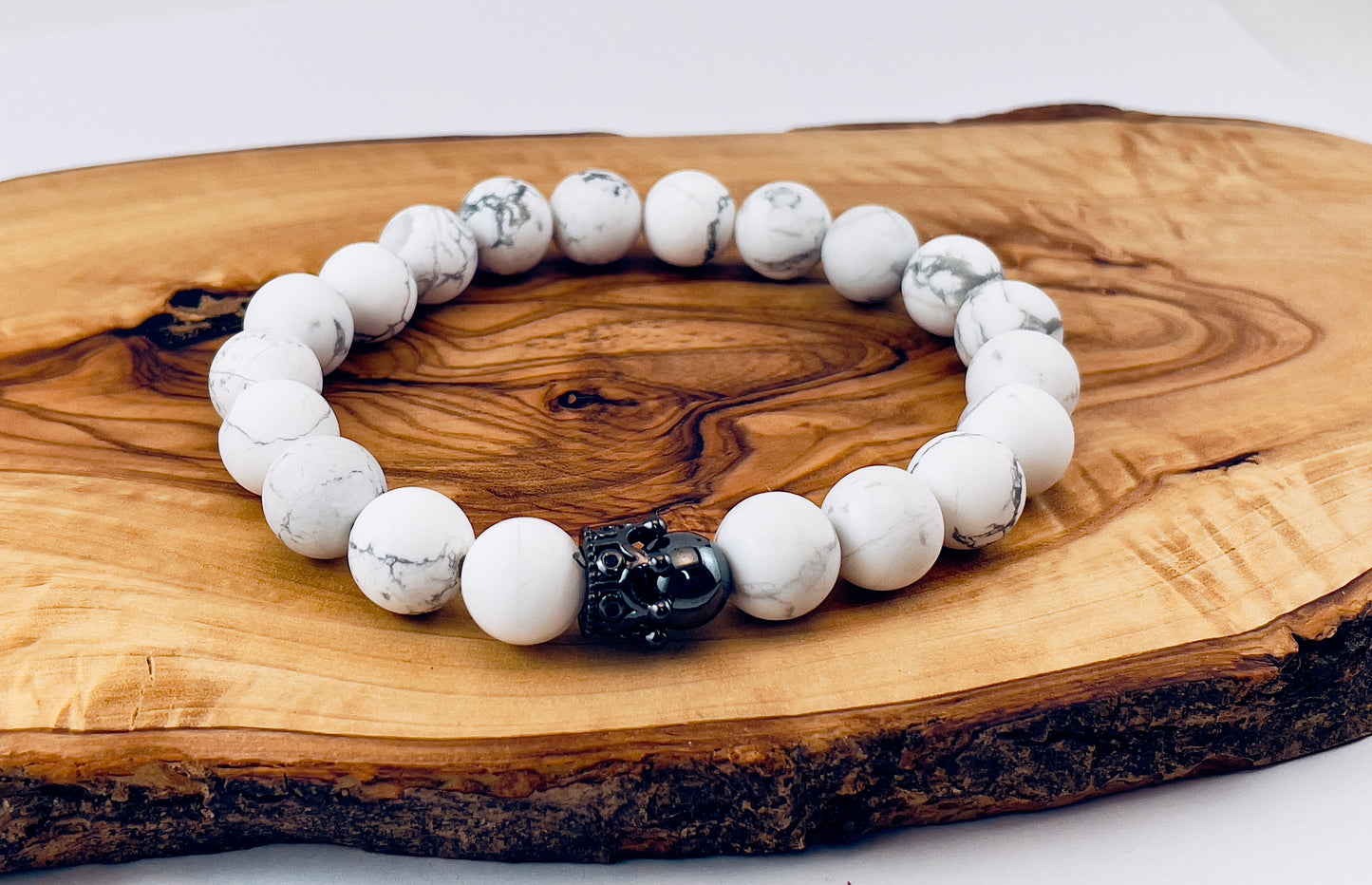 Howlite bracelet size L