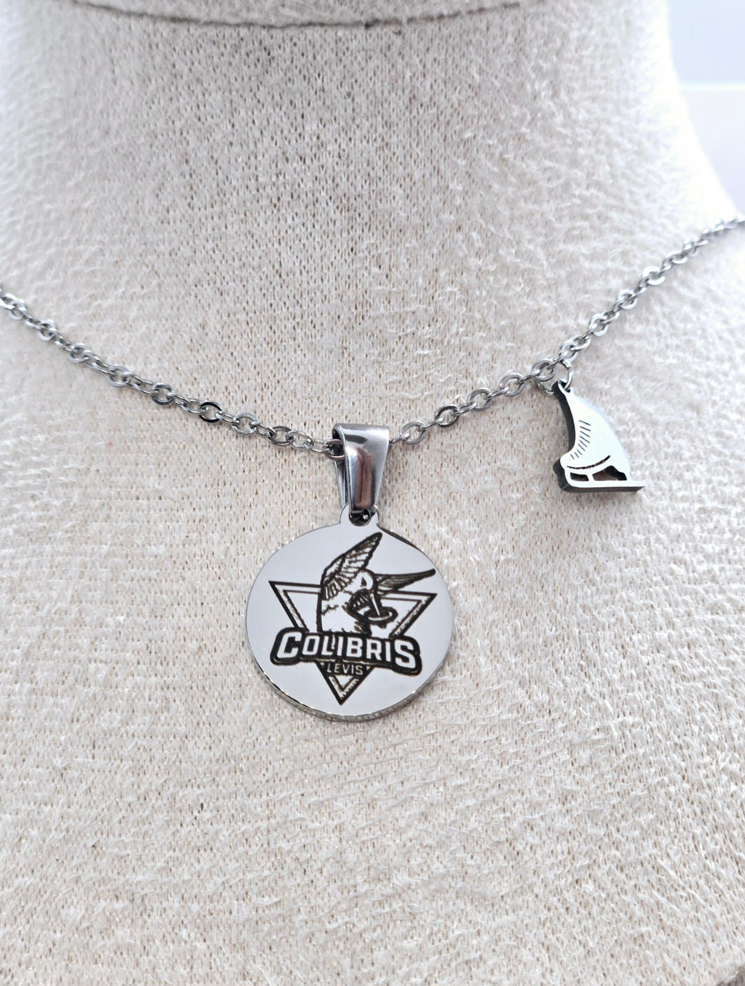 Colibris team necklace