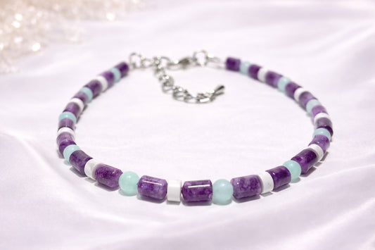 Bracelet de cheville en perles de pierres naturelles amazonite, améthyste et howlite, bijou fabriqué au Québec