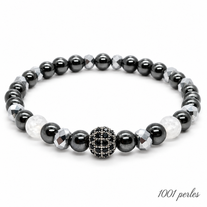 Bracelet Argenté en hématite sur fond blanc – 1001 perles
