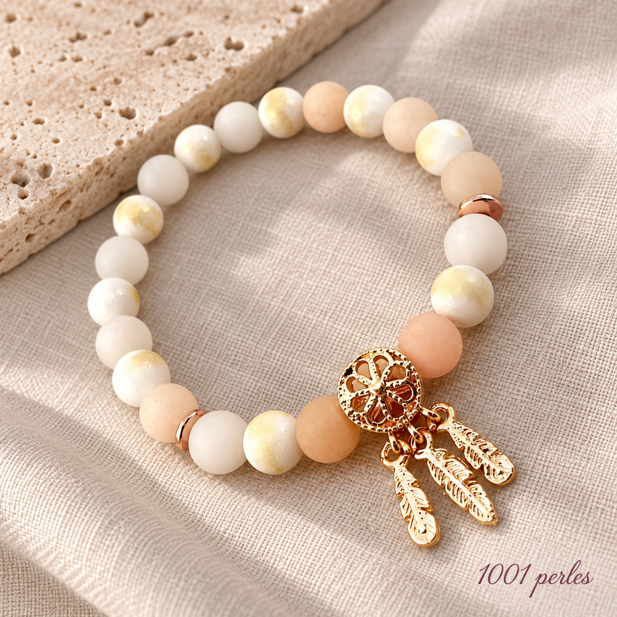 Bracelet Rêve avec attrape-rêve doré sur lin – 1001 perles