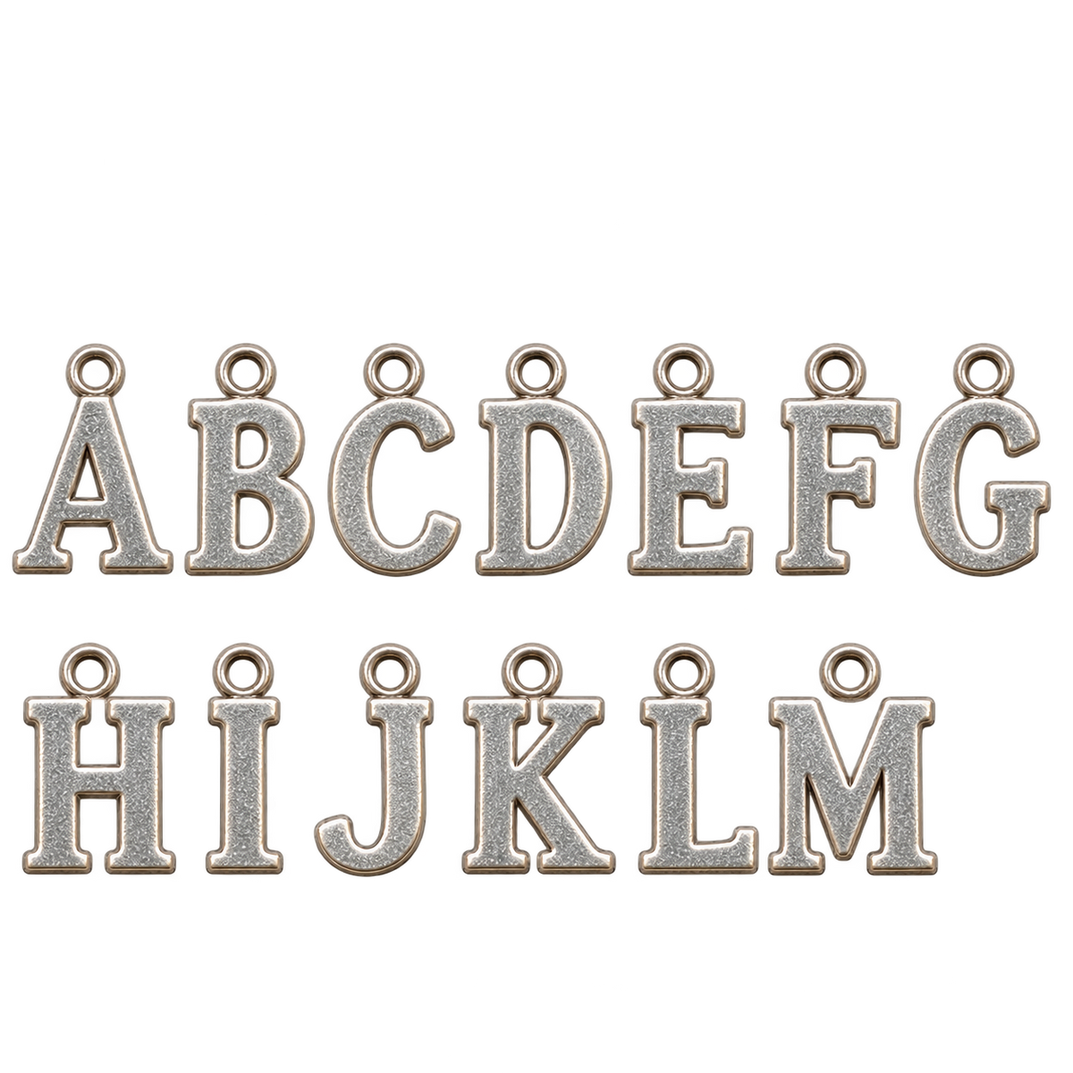 Breloques lettres argentées — A à M