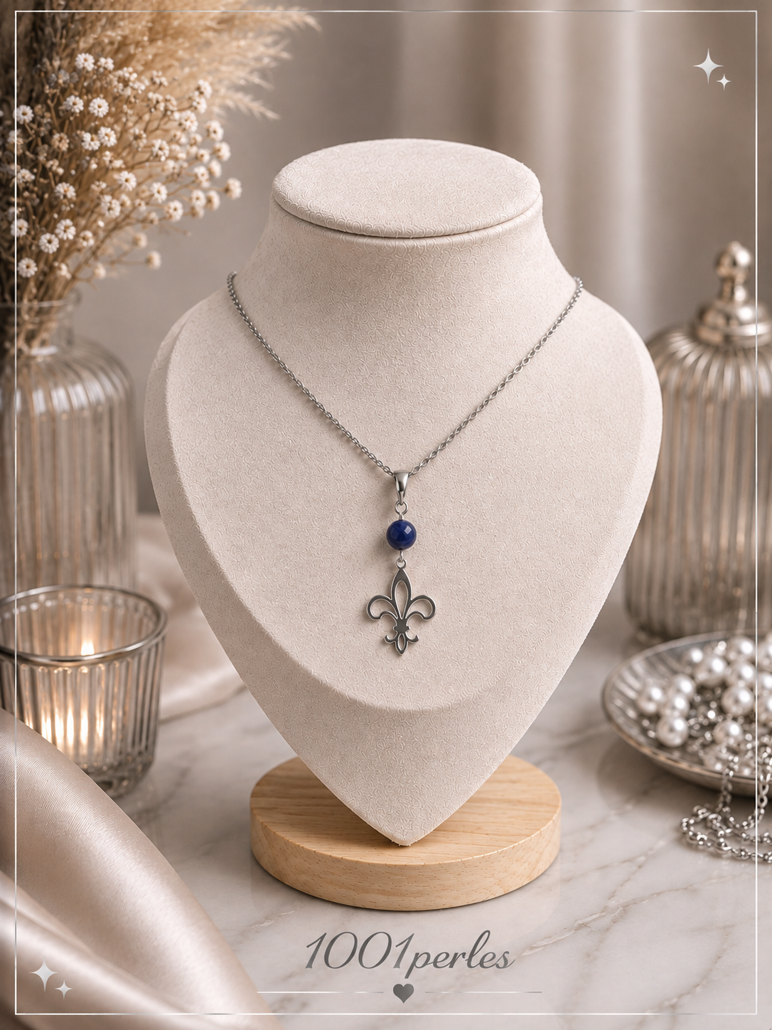 Collier fleur de Lys