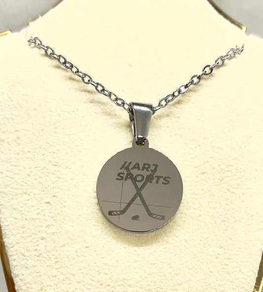 Collier Arj Sports